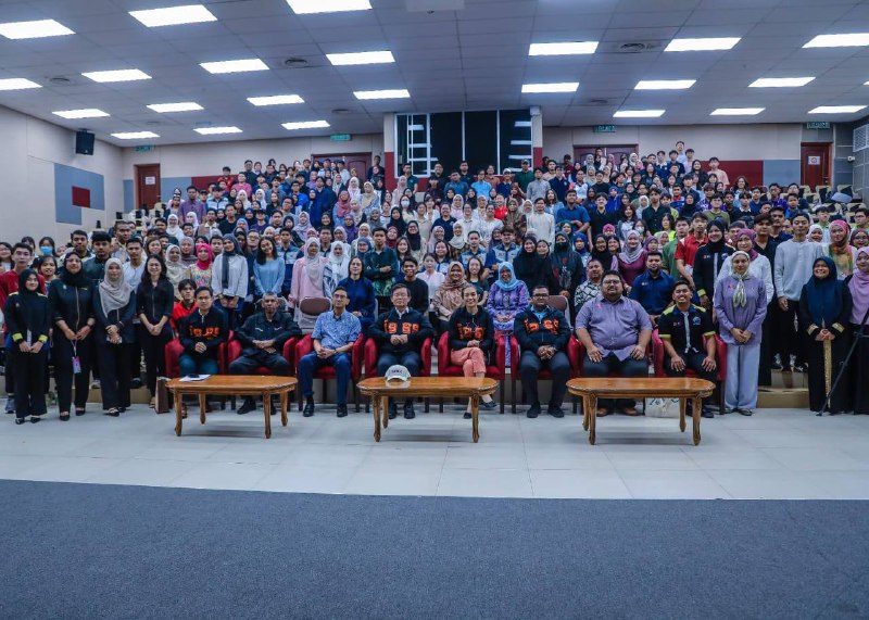 Alumni Dialogue with Penang Chief Minister Inspires Students