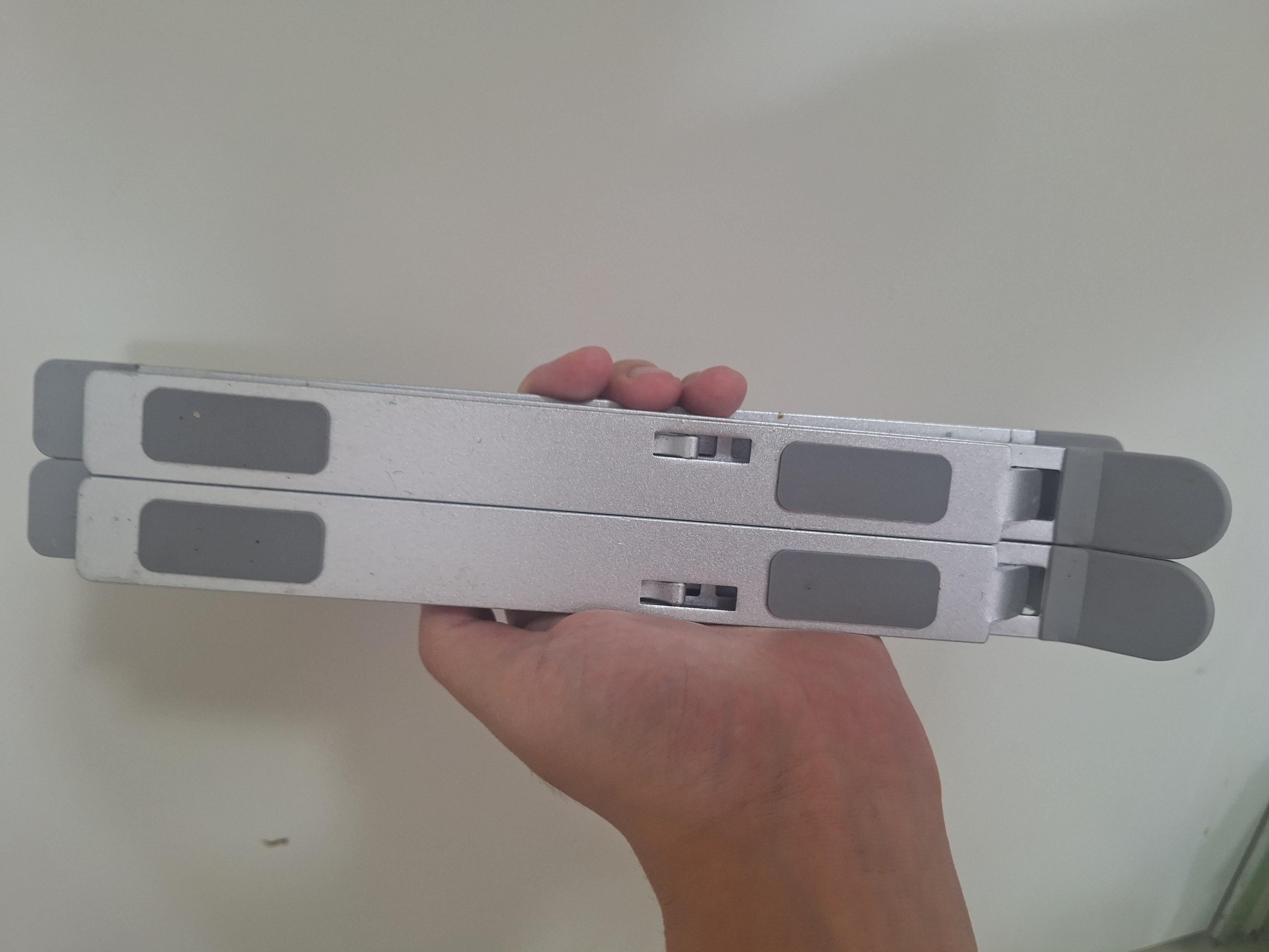 laptop stand