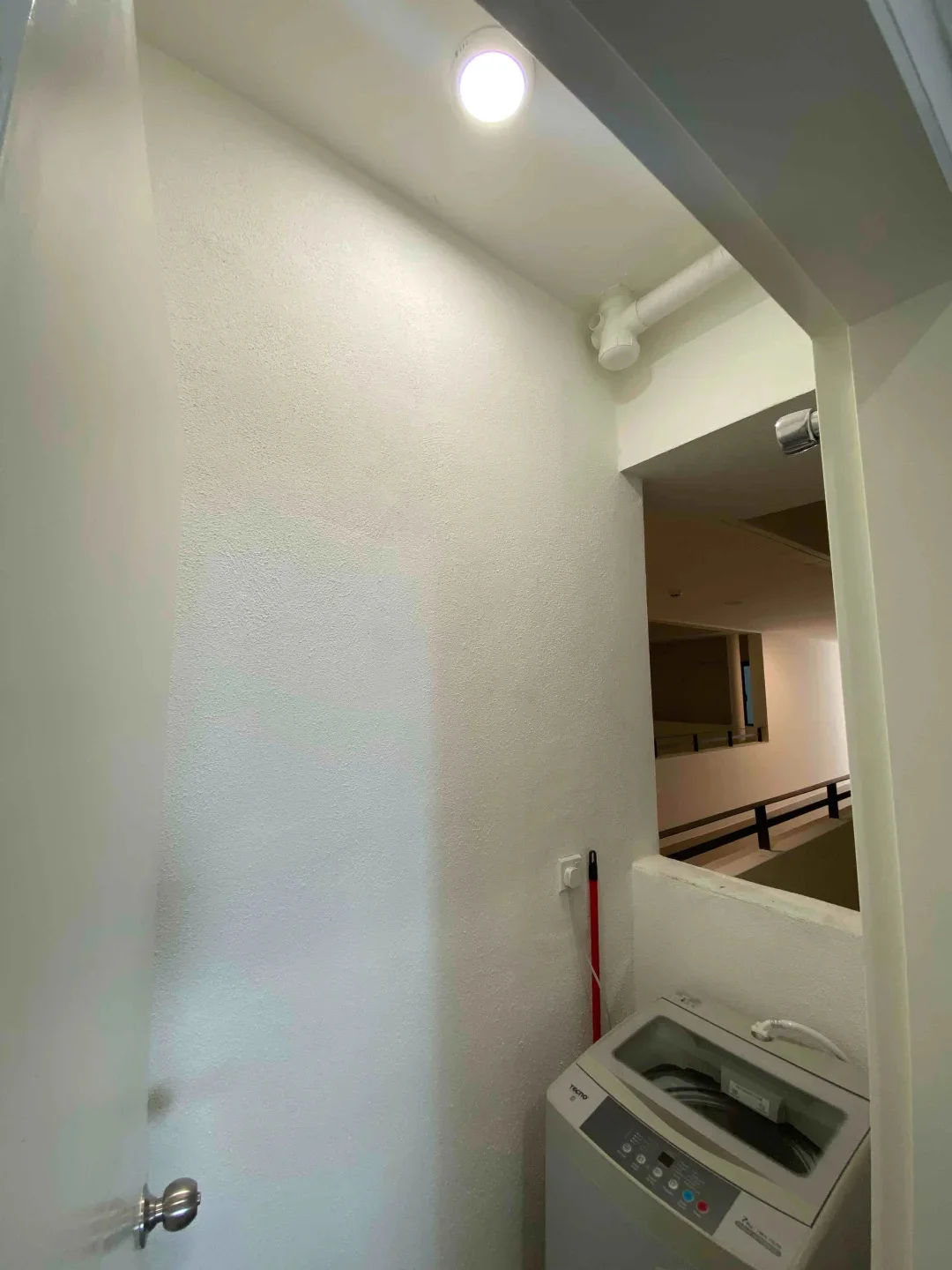 mkh2 Studio Fully Furnished Sublease 8.20-10.31