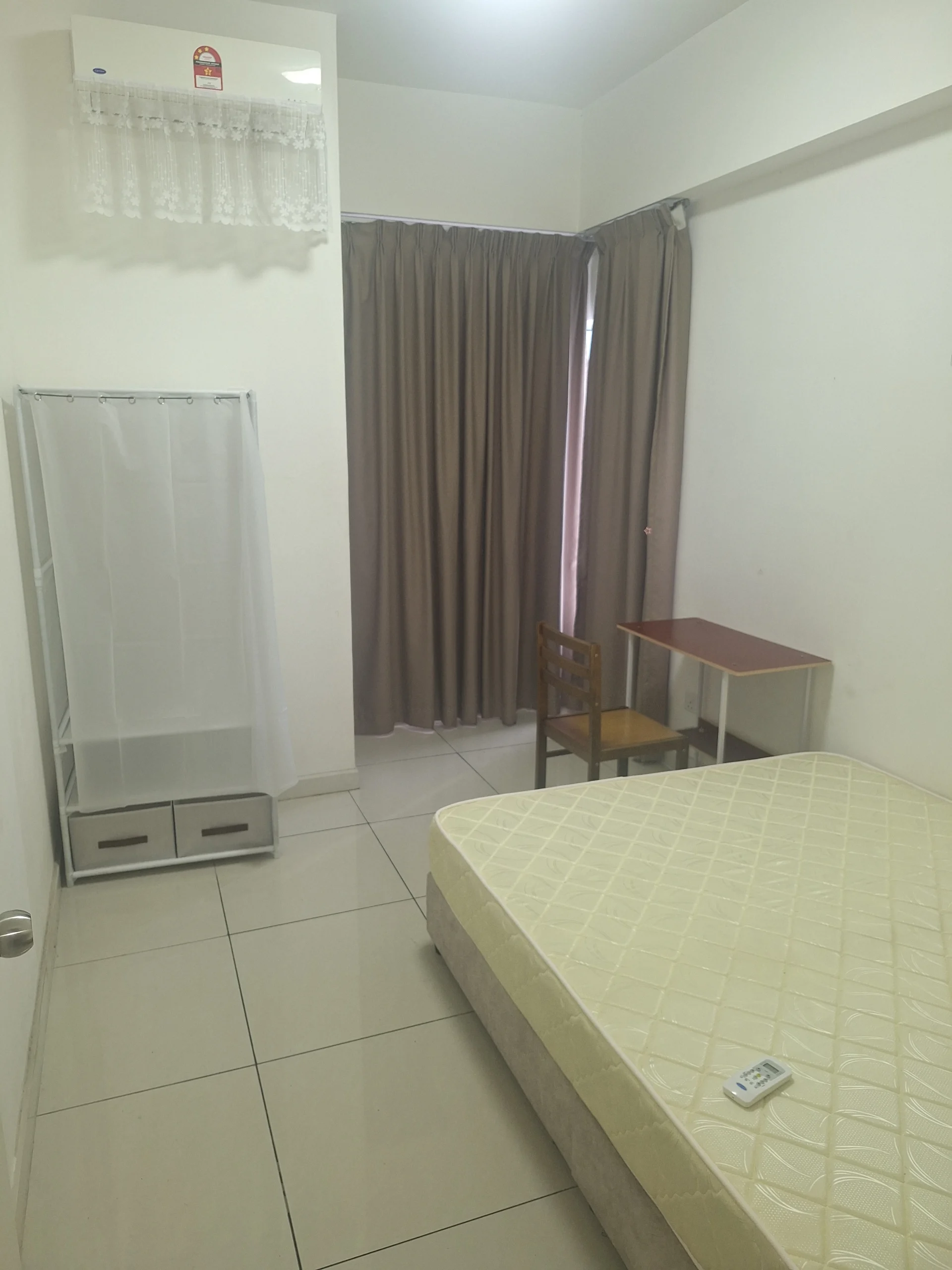 Savanna D1 Medium Room Available for Viewing and Move-in Anytime - Until 1 Feb 2