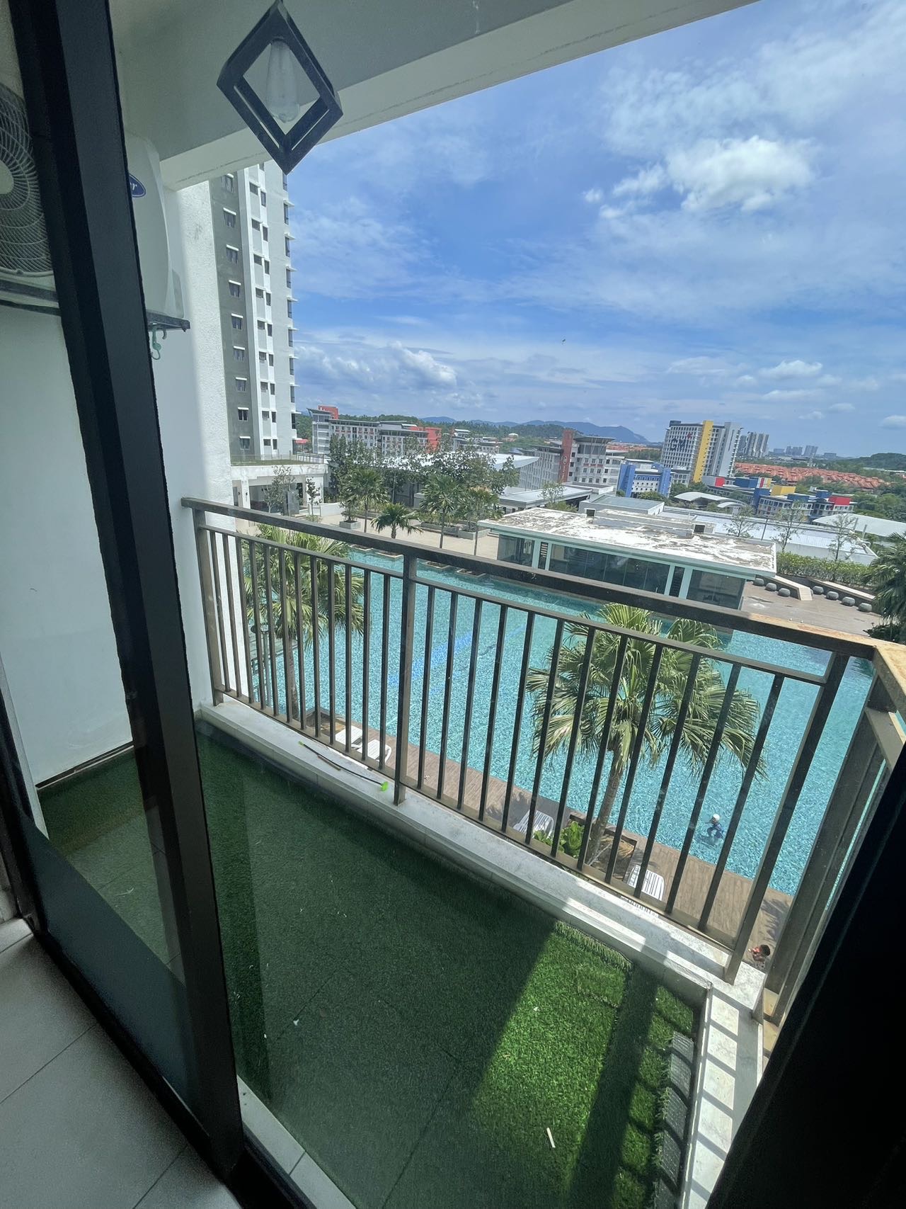 Tiara Sublet